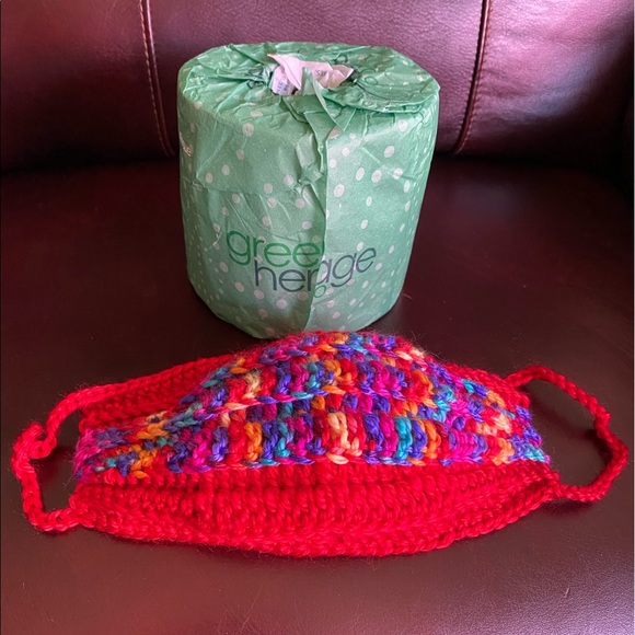 Hand-knitted Face Mask - Picture 4 of 12